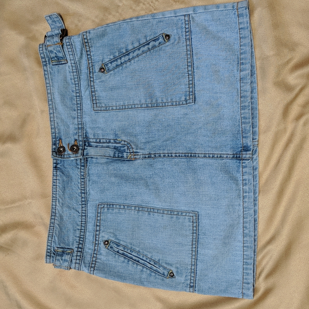 Old Navy denim mini skirt